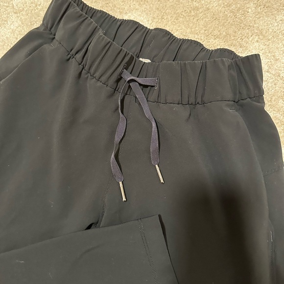 Lululemon straight leg joggers - Picture 4 of 6